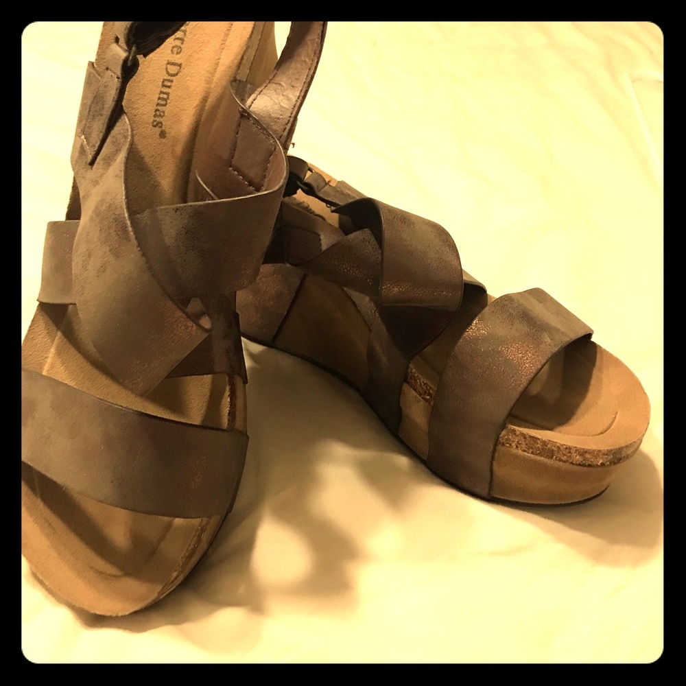 Pierre Dumas chocolate  brown cork shoes